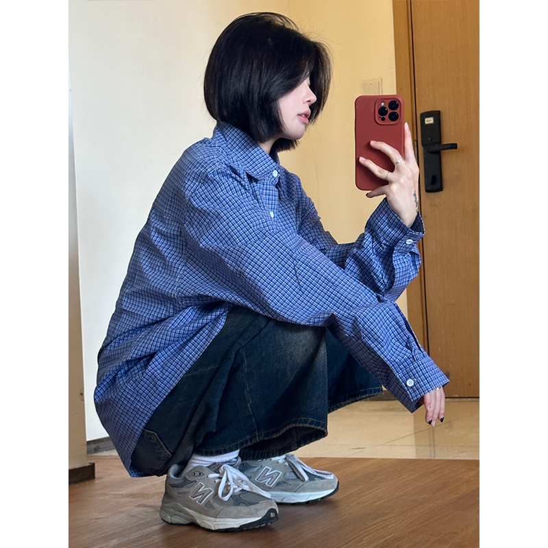 Classic Blue Check Long-Sleeve Shirt for Men - Flattering Fit, Loose Casual Style, Perfect for Couples, 90s Inspired Fashion