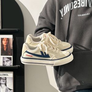 Classic Retro Thick-Soled Canvas Shoes for Women - Versatile Unisex Spring Footwear in White