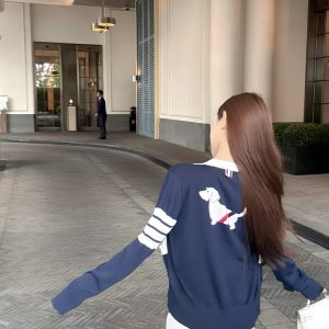 Color-Block Knitted Cardigan - Versatile College Jacket in 90s Style for Trendy Casual Wear