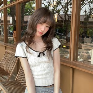 Color-Block Knitted Short-Sleeve T-Shirt for Women - Slim Fit Cropped Top, American Style Summer 2025 Fashion