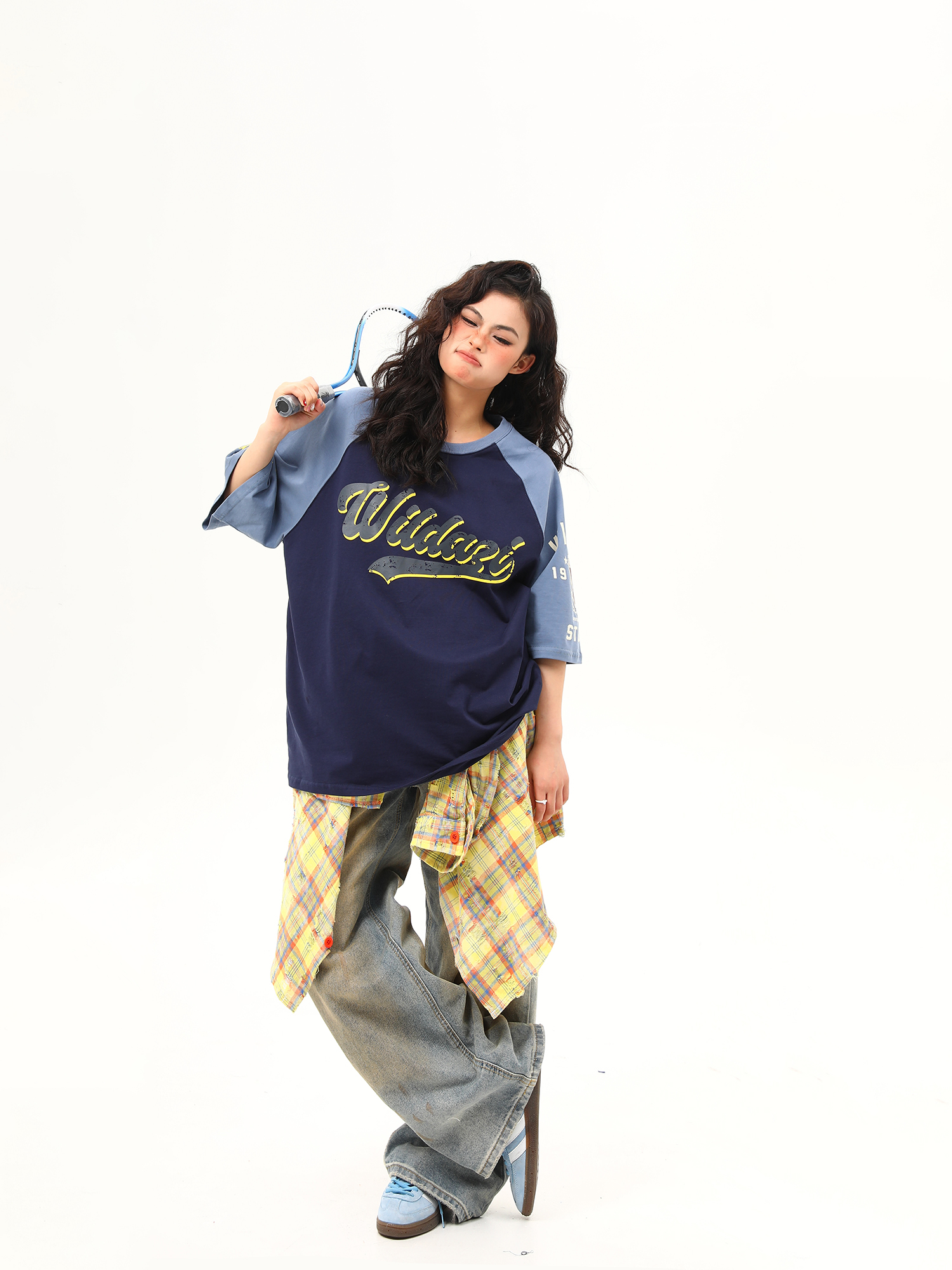 Color Block Raglan Sleeve Short Sleeve T-Shirt for Men and Women - Vintage American Style Loose Fit Couple Top Color Block Raglan Sleeve Short Sleeve T-Shirt for Men and Women - Vintage American Style Loose Fit Couple Top