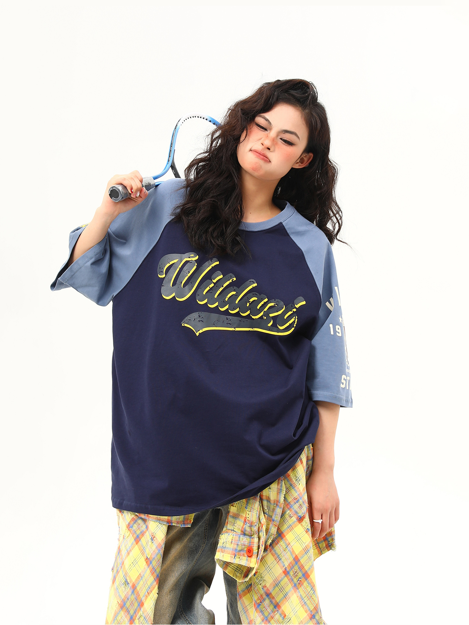 Color Block Raglan Sleeve Short Sleeve T-Shirt for Men and Women - Vintage American Style Loose Fit Couple Top Color Block Raglan Sleeve Short Sleeve T-Shirt for Men and Women - Vintage American Style Loose Fit Couple Top