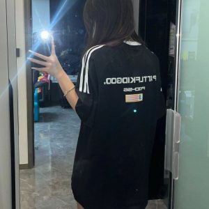 Color-Block Striped Heavy Shoulder Short Sleeve T-Shirt for Girls - American High Street Style, Trendy 2025 Fashion for Teens