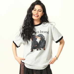 Color-Blocked American Retro Short Sleeve T-Shirt for Women - Trendy Summer Top for Small Dogs - Casual Fashion