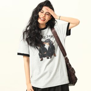 Color-Blocked American Retro Short Sleeve T-Shirt for Women - Trendy Summer Top for Small Dogs - Casual Fashion