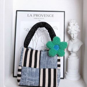 Color-Blocked Floral Handbag - Patchwork Denim Tote Bag, Large Capacity Crossbody Bucket Bag for Autumn/Winter Fashion