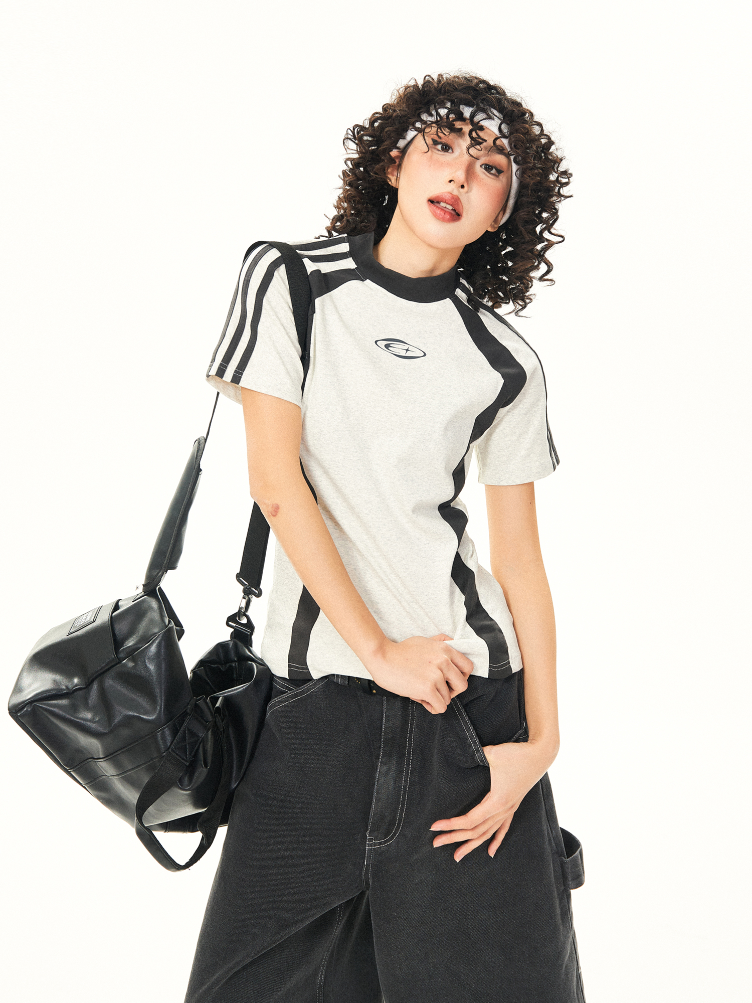 Color-Blocked Short-Sleeve Crop Top for Women - American Retro Slim-Fit Summer T-Shirt Color-Blocked Short-Sleeve Crop Top for Women - American Retro Slim-Fit Summer T-Shirt