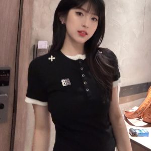 Color-Blocking Black Short Sleeve T-Shirt for Women - Sexy Slim Fit Summer Top in American Style