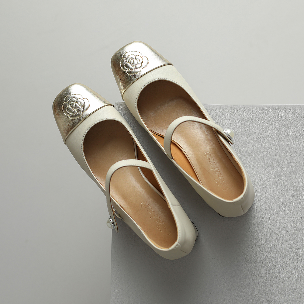 Color-Blocking Leather Mary Jane Shoes for Women - Artistic Camellia Design, Square-Toe, Mid-Heel - Spring Fashion