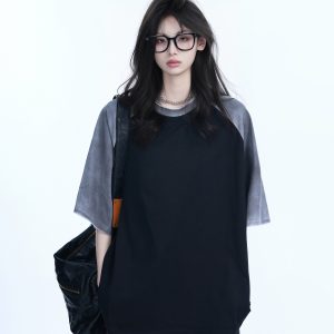 Color-Blocking Raglan T-Shirt for Women - Oversized Loose Fit Short Sleeve Tee with American Sports Style, Casual Trendy Look
