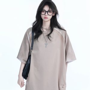 Color-Blocking Raglan T-Shirt for Women - Oversized Loose Fit Short Sleeve Tee with American Sports Style, Casual Trendy Look