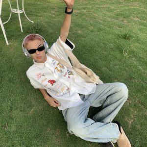 Colorful Floral Embroidered Waffle Short-Sleeve Shirt for Men and Women - American Retro Casual Loose Fit Summer Style