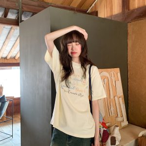 Colorful Letter Print Short Sleeve T-Shirt for Women - Summer Loose Slimming Top, Trendy Niche Design, Casual Streetwear Fashion