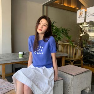 Contrast Color Letter Embroidery Short-Sleeve Knitted Top for Women - Spring/Summer 2023, Slightly Loose Fit T-Shirt