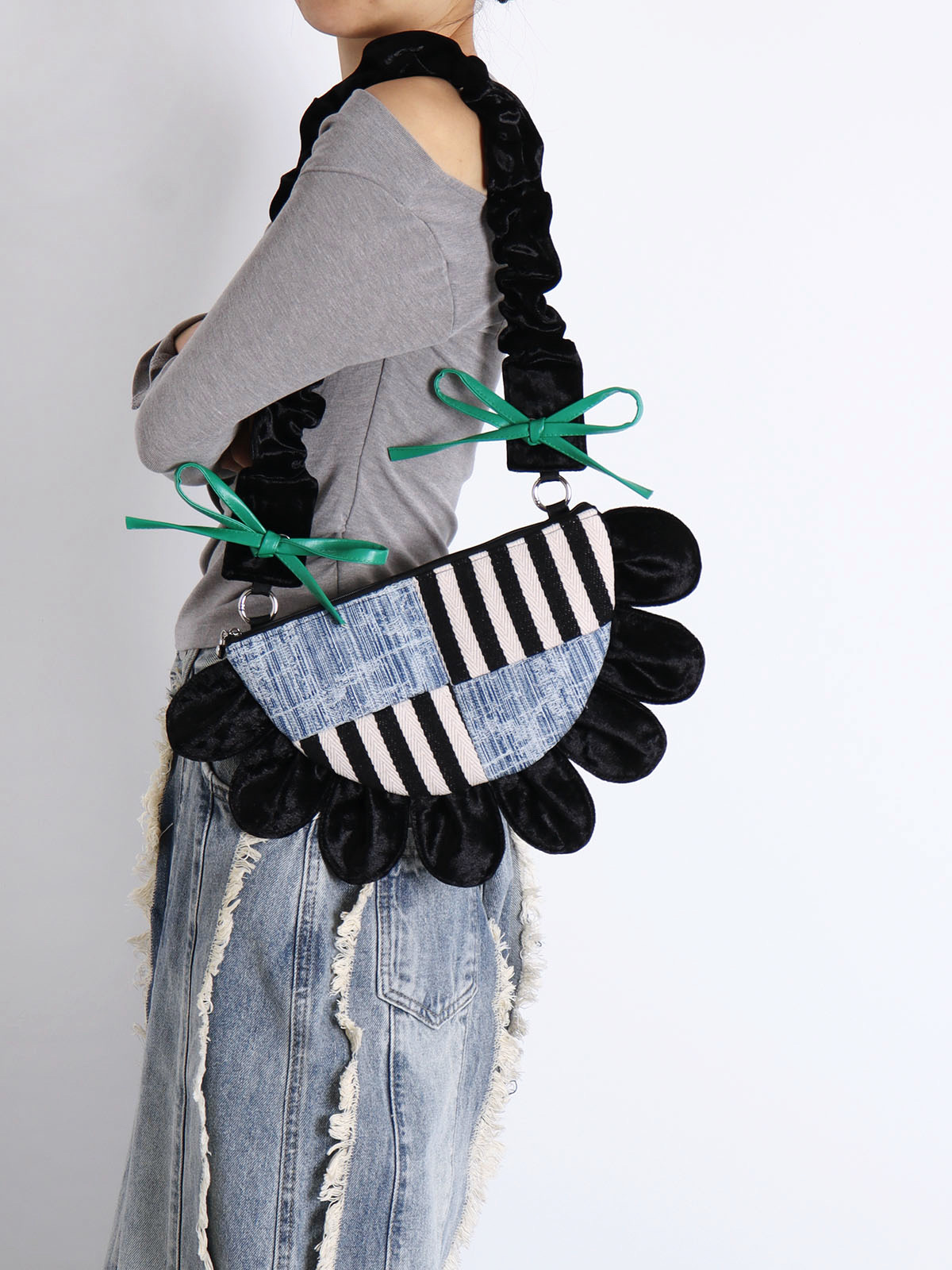 Contrasting Color Floral Underarm Bag - Spliced Denim Bow Half-Moon Crossbody Bag for Autumn & Winter, Niche Design Contrasting Color Floral Underarm Bag - Spliced Denim Bow Half-Moon Crossbody Bag for Autumn & Winter, Niche Design