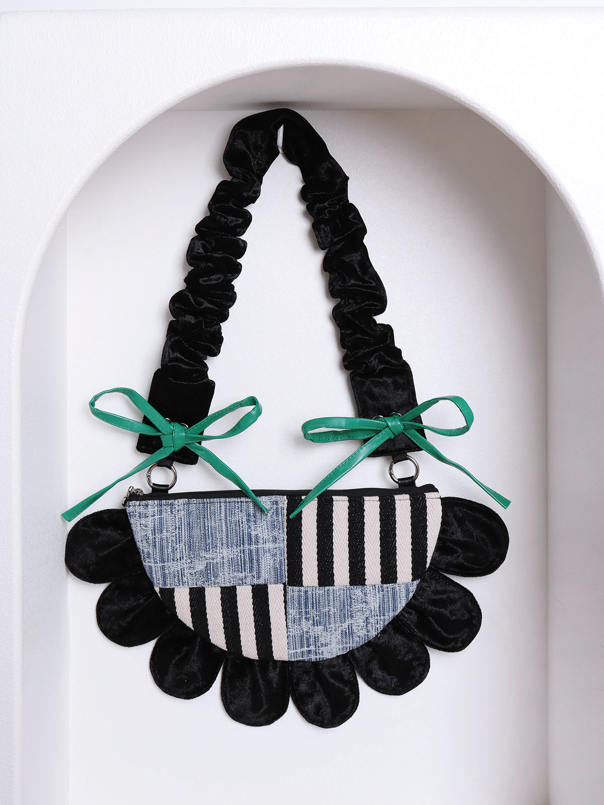 Contrasting Color Floral Underarm Bag - Spliced Denim Bow Half-Moon Crossbody Bag for Autumn & Winter, Niche Design Contrasting Color Floral Underarm Bag - Spliced Denim Bow Half-Moon Crossbody Bag for Autumn & Winter, Niche Design