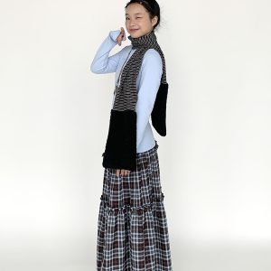 Cozy Striped Patchwork Scarf in Fluffy Lamb Wool - Warm and Cold-Resistant Neck Warmer for Autumn & Winter Fashion