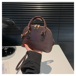 Crocodile Pattern Crossbody Shoulder Bag for Women, Vintage Shell Design, 2025 Summer Fashion Handheld Purse