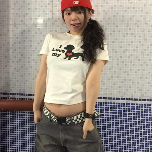 Cropped American-Style Short Sleeve T-Shirt for Women with Cartoon Dog Print, Round Neck, Slim Fit, Flattering Summer Top