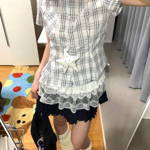 Cropped Vintage Plaid Short-Sleeve Shirt for Women - Slim-Fit Checkered Summer Jacket, College Style Top, Y2K Fashion