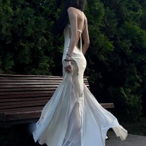 Cross-Back Sleeveless Dress - High-End Seaside Goddess Look for Vacation, Elegant Design with Coastal Vibes