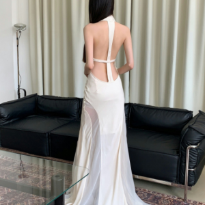 Cross-Back Sleeveless Dress - High-End Seaside Goddess Look for Vacation, Elegant Design with Coastal Vibes