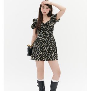 Curvy Floral Tea Break Slimming Sexy Waist-Defined Sling Dress - 90s Inspired Summer Fashion