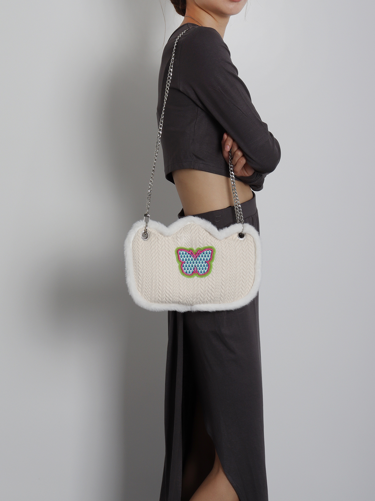 Cute Butterfly Plush Woven Shoulder Bag with Tulip Floral Design - Casual Crossbody Style for Everyday Use Cute Butterfly Plush Woven Shoulder Bag with Tulip Floral Design - Casual Crossbody Style for Everyday Use