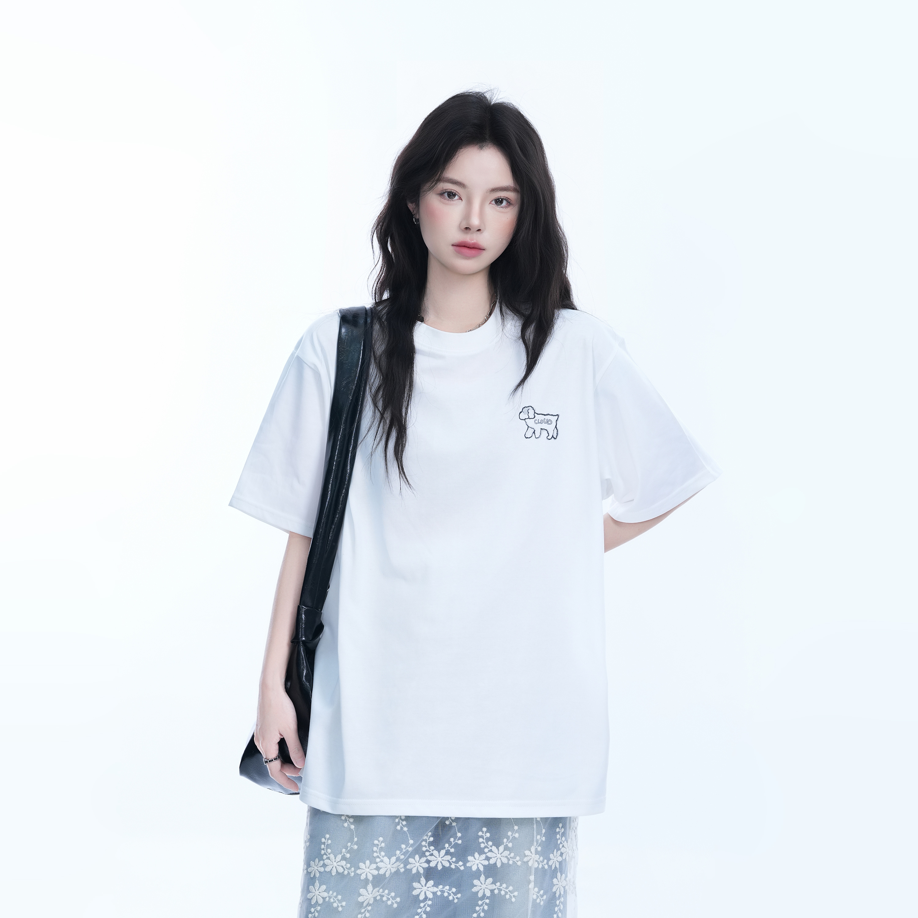 Cute White Oversized Short Sleeve T-Shirt for Women with Sheep Graphic - Summer Y2K Style, Casual Loose Fit
