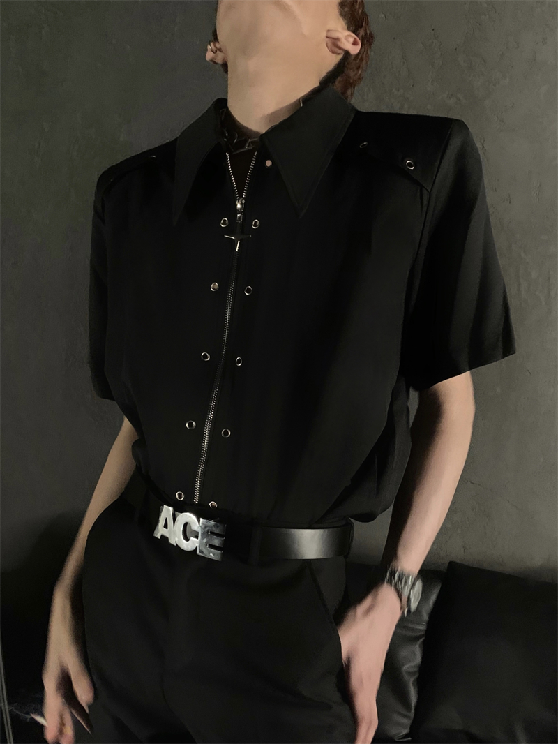 Deconstructed Metal Design Shoulder Pad Shirt for Men and Women - High-End Stylish Loose Zip Short Sleeve for Summer Fashion Deconstructed Metal Design Shoulder Pad Shirt for Men and Women - High-End Stylish Loose Zip Short Sleeve for Summer Fashion