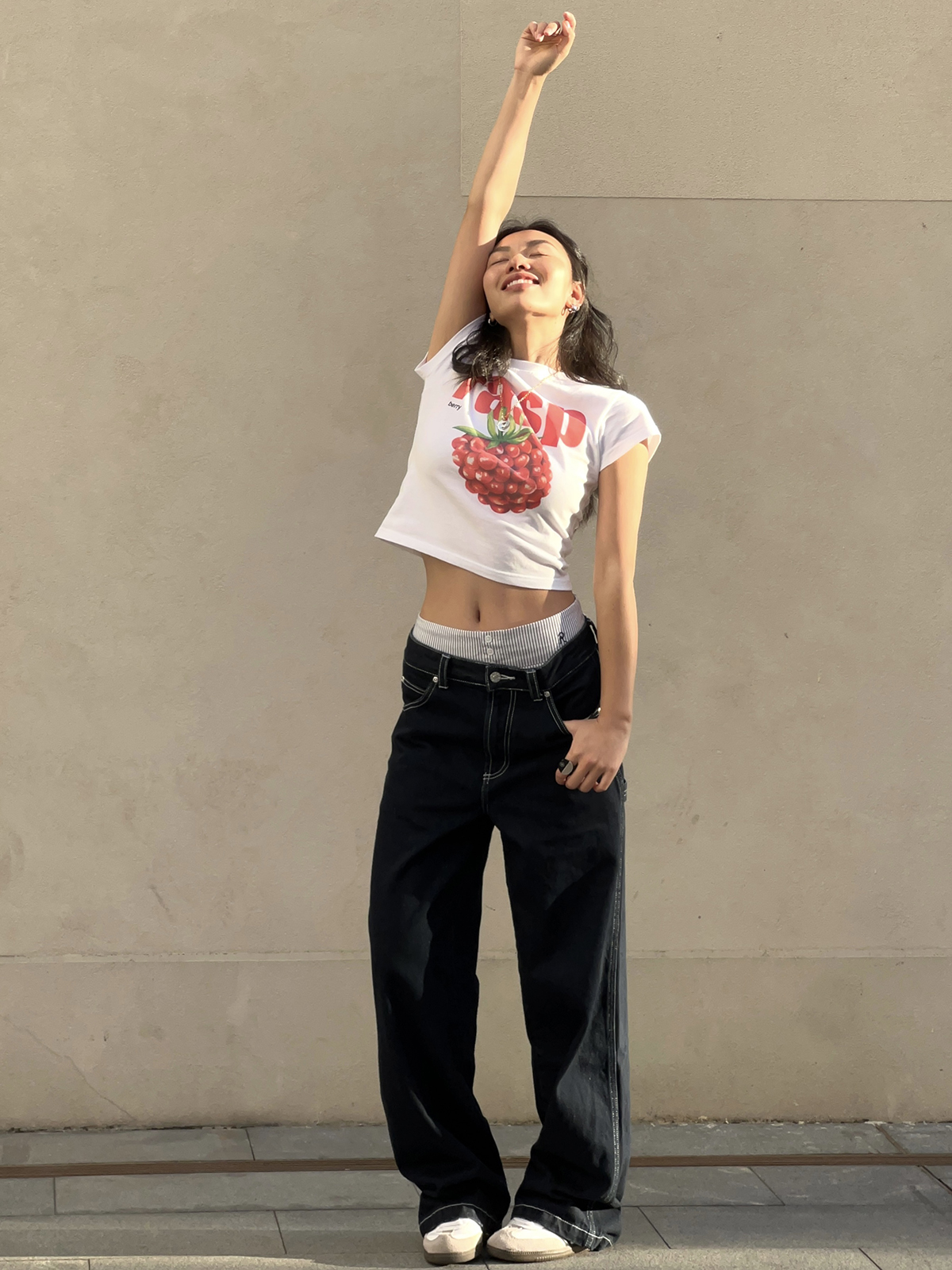 Deep Roast Black Blue Lazy Workwear Jeans - Casual 90s Style Chillin' Denim for Effortless Everyday Look Deep Roast Black Blue Lazy Workwear Jeans - Casual 90s Style Chillin' Denim for Effortless Everyday Look