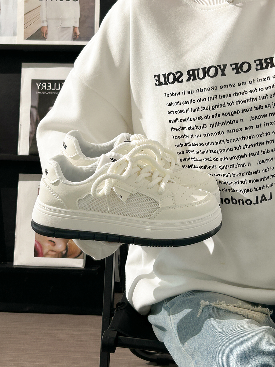 Denim Blue Board Shoes for Women - Trendy Thick-Soled Sneakers, Breathable Spring/Summer Sports Footwear Denim Blue Board Shoes for Women - Trendy Thick-Soled Sneakers, Breathable Spring/Summer Sports Footwear