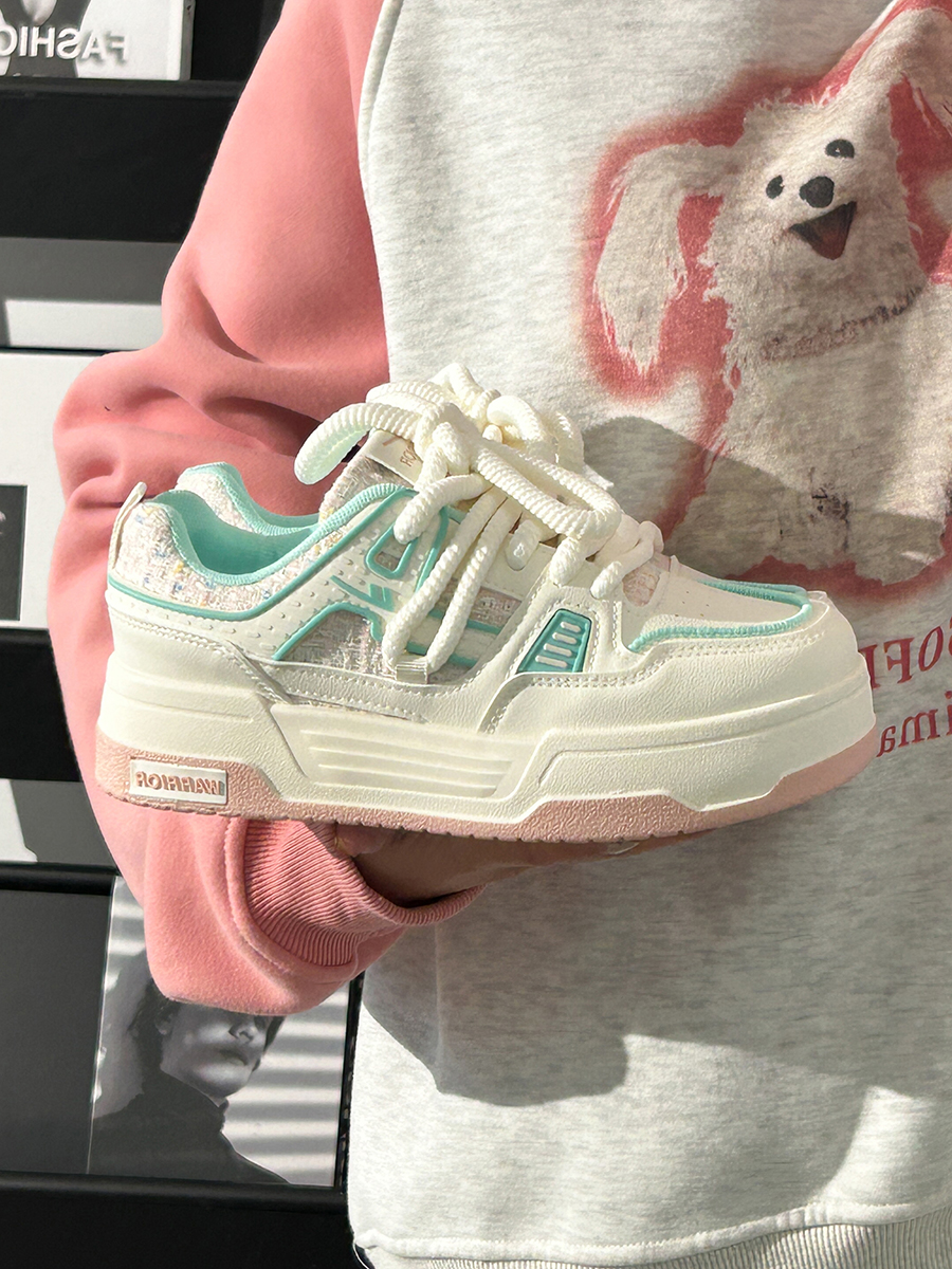 Denim Blue Board Shoes for Women - Trendy Thick-Soled Sneakers, Breathable Spring/Summer Sports Footwear Denim Blue Board Shoes for Women - Trendy Thick-Soled Sneakers, Breathable Spring/Summer Sports Footwear