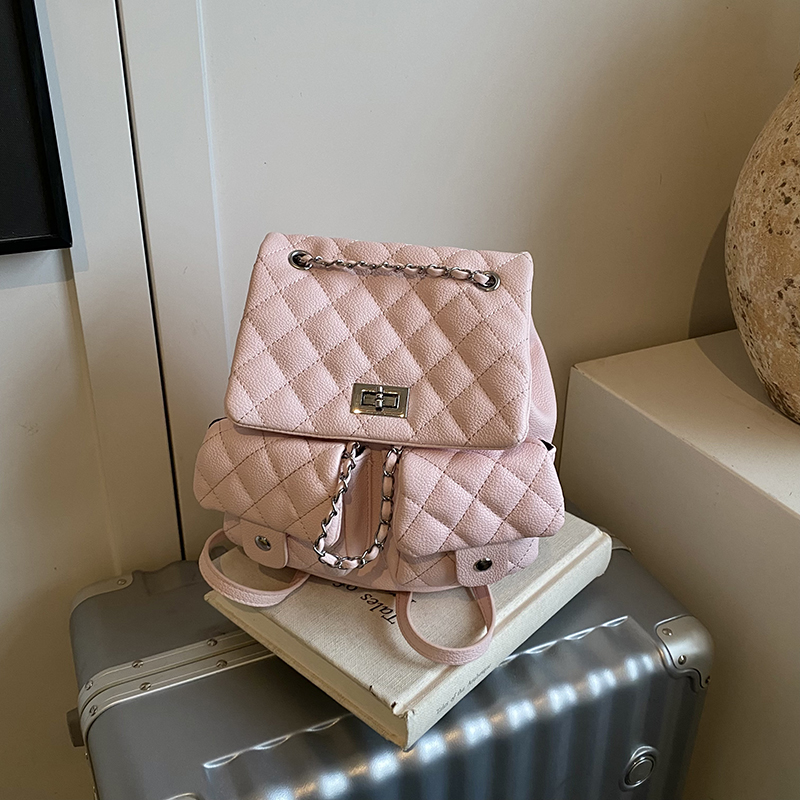 Diamond-Pattern Chain Mini Backpack for Women - Trendy 2025 Chanel-Style Versatile High-End Small Bag Diamond-Pattern Chain Mini Backpack for Women - Trendy 2025 Chanel-Style Versatile High-End Small Bag