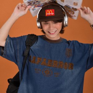 Distressed Vintage Denim Round Neck Loose Short Sleeve T-Shirt for Couples - Trendy Hip Hop Unisex Top