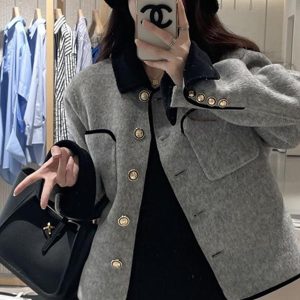 Double-Sided Cashmere Short Coat for Women with Gold Buttons - French Style Petite Woolen Jacket for Autumn and Winter 2024