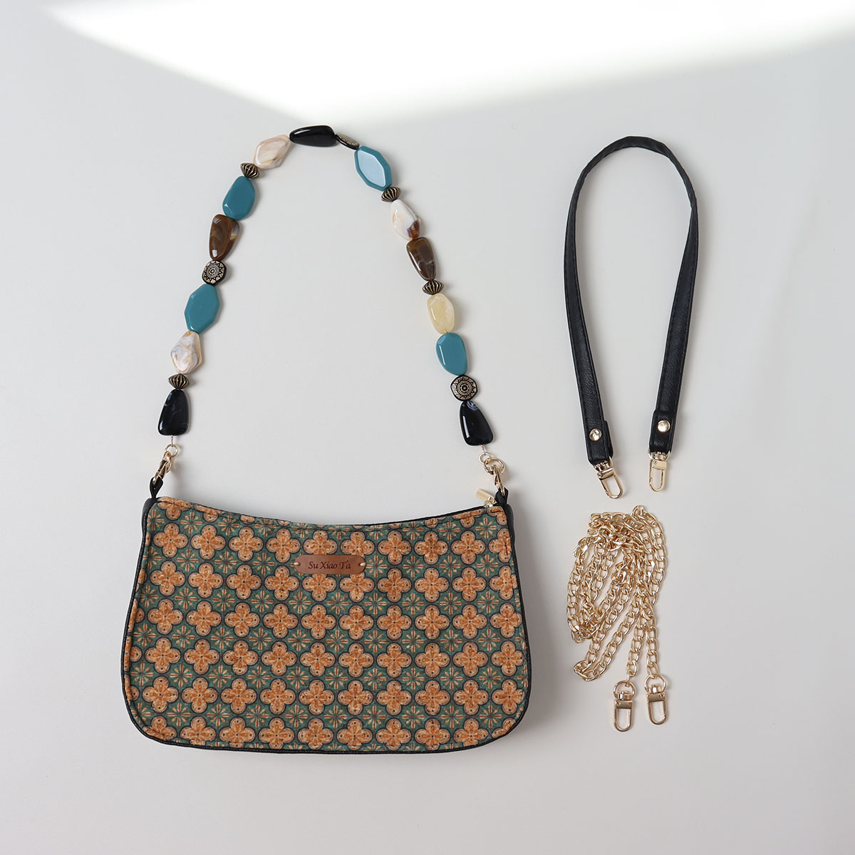 Double-Sided Floral Retro Underarm Bag with Beaded Strap, Vintage Chinese Style Hanfu Crossbody Bag, Unique Niche Design Double-Sided Floral Retro Underarm Bag with Beaded Strap, Vintage Chinese Style Hanfu Crossbody Bag, Unique Niche Design