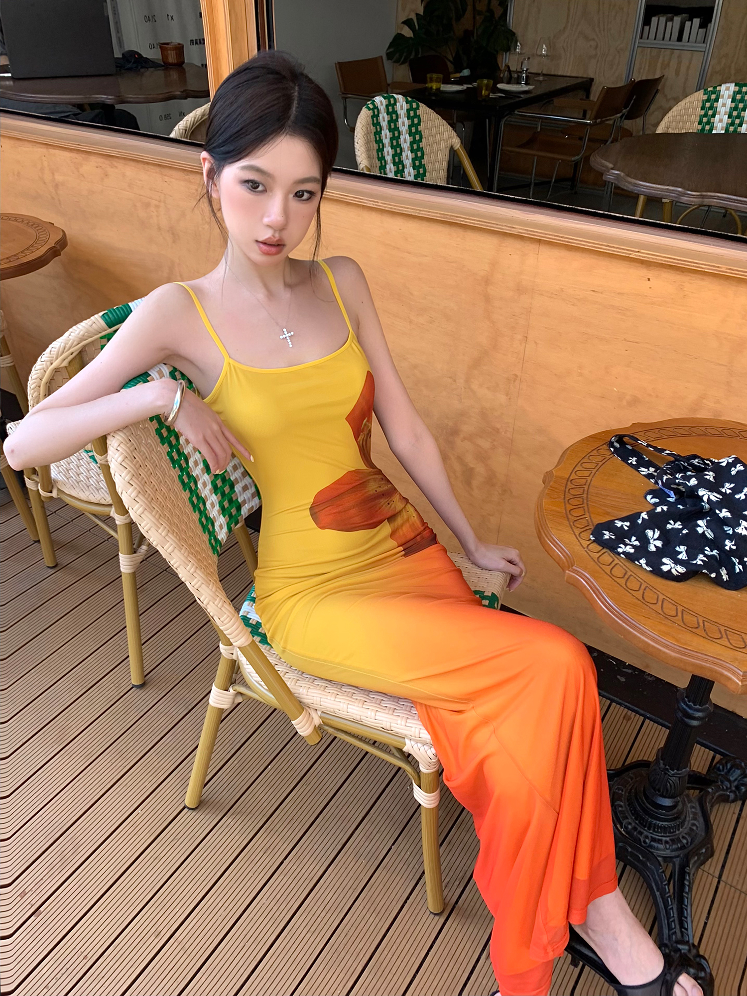 Ecological Gradient Floral Fishtail Dress - Reversible Design, 3D Flower Details, Perfect for Sunset Strolls, Y2K Style Ecological Gradient Floral Fishtail Dress - Reversible Design, 3D Flower Details, Perfect for Sunset Strolls, Y2K Style