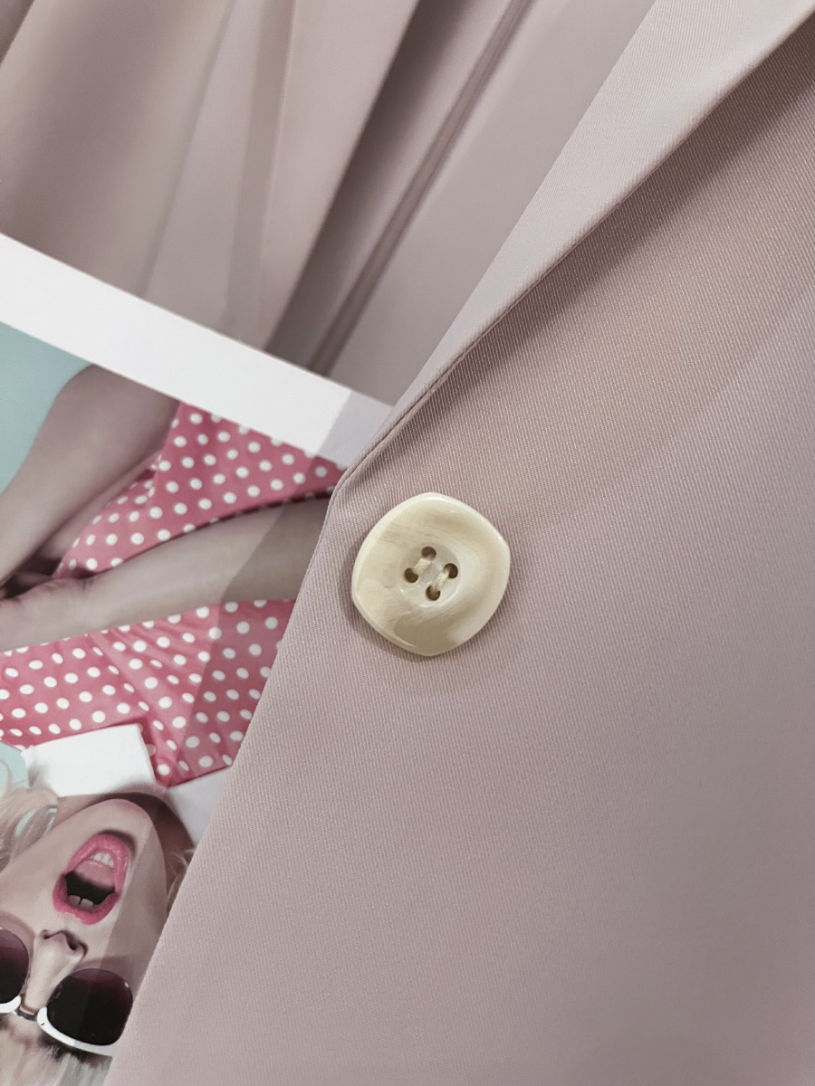 Elegant Nude Pink Blazer Jacket for Women - Thin Summer Style with Three-Quarter Sleeves, Trendy Fashion 2025 Elegant Nude Pink Blazer Jacket for Women - Thin Summer Style with Three-Quarter Sleeves, Trendy Fashion 2025