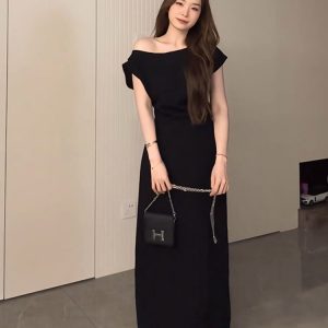 Elegant Off-Shoulder Long Black Dress for Women - Plus Size Summer Style, Flattering for Curvy Figures, Cinched Waist Design