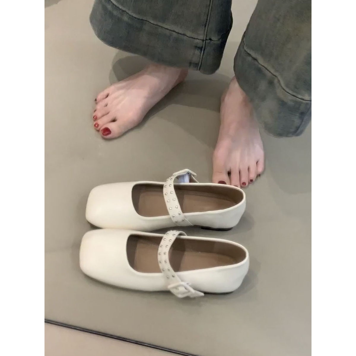 Elegant Retro Mary Jane Shoes for Women - Sheepskin French Square-Toe Flat Ballet Shoes with Shallow Strap, Y2K Style