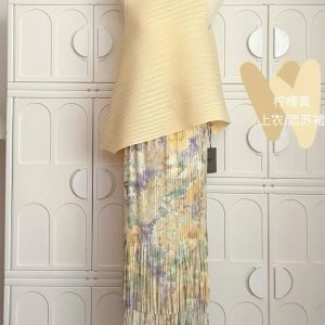 Elegant White Sleeveless Top with Pleated Tassel Skirt - Spring Summer Women's Fashion, Miyake Style, Chic and Trendy Look