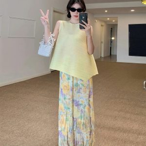 Elegant White Sleeveless Top with Pleated Tassel Skirt - Spring Summer Women's Fashion, Miyake Style, Chic and Trendy Look