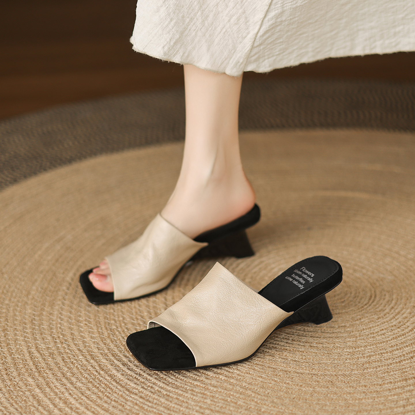 Elegant Women's Genuine Leather Square Toe Open-Toe Wedge Sandals - Summer 2025 One-Strap Cool Slippers, Chic Fashion Footwear