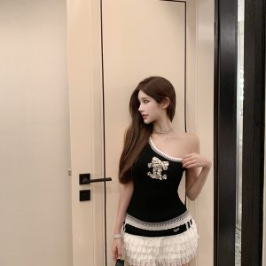 Embellished Sequin Sleeveless Fitted Top with Diagonal Shoulder and Bow - Trendy Party Wear for Y2K and 90s Style