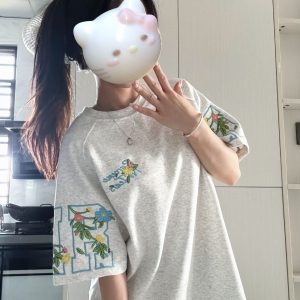 Embroidered Floral Letter Short Sleeve T-Shirt for Girls - Summer 2025 Trendy Raglan Top for Middle & High School Students