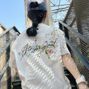Embroidered Floral Rattan Short Sleeve T-Shirt for Women - Summer Trendy American Style High-End Straight Shoulder Top