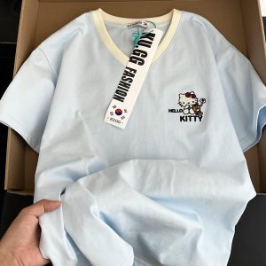 Embroidered Kitty Cat V-Neck Short Sleeve T-Shirt for Women - Unique Cartoon Design, Summer Style, Cute & Cool Girl Fashion