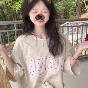 Embroidered Letter Gray Short Sleeve T-Shirt for Girls - Trendy Summer Style for Teens, Sweet Casual Top for Middle and High School Students