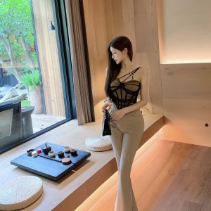 Fitted Sexy Mesh Vest with Fishbone Design and Built-In Chest Pad - Trendy Y2K Style Top for a Chic Look